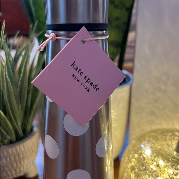 🌸 Kate Spade ♠️ Water Bottle, Stainless steel. Brand New Never Used. - Picture 4 of 6